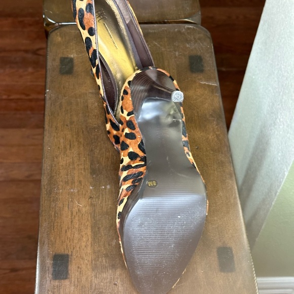 INC Leopard Brown Pumps 8M - Picture 5 of 6
